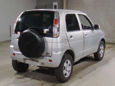Daihatsu TERIOS KID  с аукциона в Японии