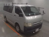 Toyota HIACE VAN лот № 30279 оценка 3.5  с аукциона в Японии 4