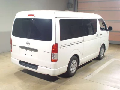 Toyota HIACE VAN  с аукциона в Японии
