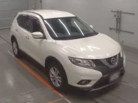 Nissan X-TRAIL лот № 30093 оценка 4  с аукциона в Японии 4