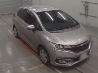 Honda FIT лот № 30003 оценка 4  с аукциона в Японии 4