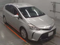 Toyota PRIUS ALPHA лот № 30017 оценка 3.5  с аукциона в Японии 4
