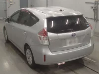 Toyota PRIUS ALPHA лот № 30017 оценка 3.5  с аукциона в Японии 5