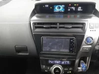 Toyota PRIUS ALPHA лот № 30017 оценка 3.5  с аукциона в Японии 8