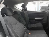 Toyota PRIUS ALPHA лот № 30017 оценка 3.5  с аукциона в Японии 9