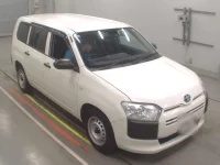 Toyota PROBOX лот № 30240 оценка R  с аукциона в Японии 4