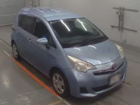 Toyota RACTIS лот № 10002 оценка 3.5  с аукциона в Японии 4