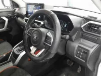 Toyota RAIZE лот № 30043 оценка 3.5  с аукциона в Японии 6