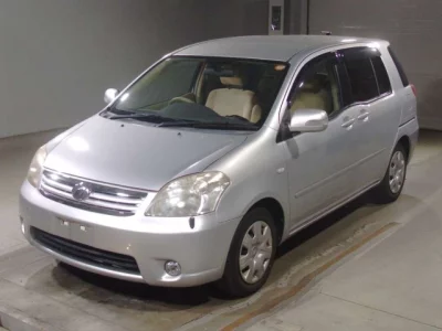 Toyota RAUM