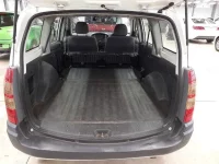 Toyota SUCCEED лот № 10061 оценка 3  с аукциона в Японии 8