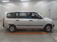 Toyota SUCCEED лот № 30131 оценка R  с аукциона в Японии 2