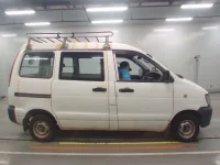 Toyota TOWN ACE VAN лот № 10125 оценка 3  с аукциона в Японии 2