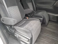 Toyota VELLFIRE лот № 30086 оценка 4  с аукциона в Японии 9