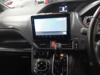 Toyota VOXY лот № 30090 оценка 3.5  с аукциона в Японии 8