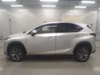 Lexus NX лот № 30276 оценка RA  с аукциона в Японии 3