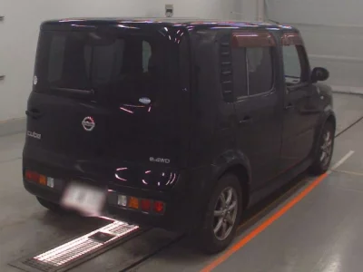 Nissan CUBE  с аукциона в Японии