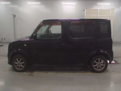Nissan CUBE  с аукциона в Японии