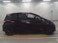 Nissan NOTE лот № 30097 оценка 4  с аукциона в Японии 2