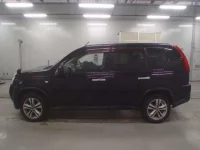 Nissan X-TRAIL лот № 30078 оценка R  с аукциона в Японии 3