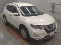 Nissan X-TRAIL лот № 30082 оценка 3.5  с аукциона в Японии 4