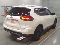 Nissan X-TRAIL лот № 30539 оценка 5  с аукциона в Японии 1