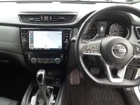 Nissan X-TRAIL лот № 30539 оценка 5  с аукциона в Японии 8