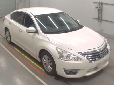 Nissan TEANA