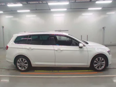 Volkswagen PASSAT VARIANT
