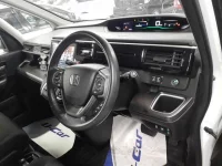 Honda STEP WAGON лот № 30620 оценка 4.5  с аукциона в Японии 6