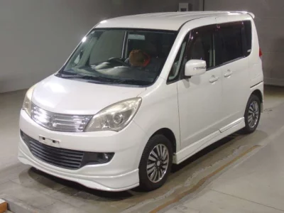 Mitsubishi DELICA D2