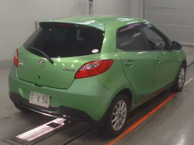 Mazda DEMIO