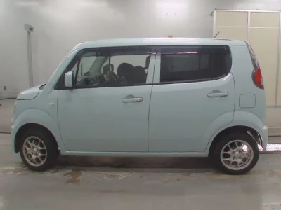 Suzuki MRWAGON