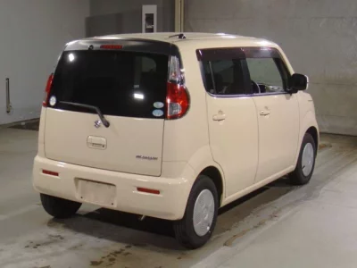 Suzuki MRWAGON