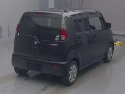 Suzuki MRWAGON