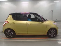 Suzuki SWIFT лот № 30057 оценка 3.5  с аукциона в Японии 2