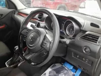 Suzuki SWIFT лот № 30060 оценка 5  с аукциона в Японии 6