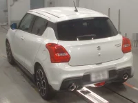 Suzuki SWIFT лот № 30060 оценка 5  с аукциона в Японии 5