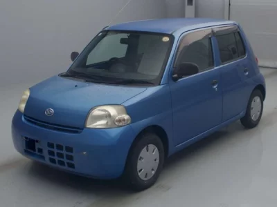 Daihatsu Esse
