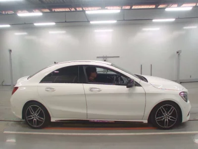 Mercedes-Benz CLA CLASS
