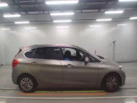 BMW 2-Series лот № 38135 оценка 4  с аукциона в Японии 2