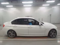 BMW 3-Series лот № 38024 оценка 4  с аукциона в Японии 2