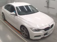 BMW 3-Series лот № 38024 оценка 4  с аукциона в Японии 4