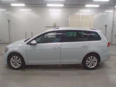 Volkswagen GOLF VARIANT