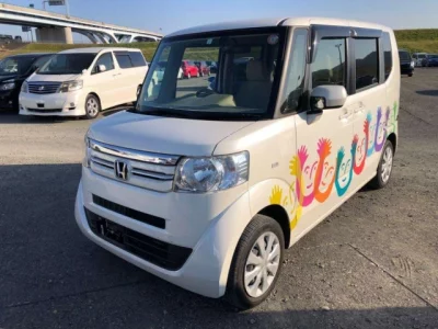 Honda N BOX
