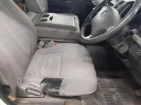 Toyota HIACE VAN лот № 30311 оценка R  с аукциона в Японии 7