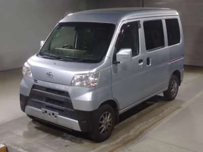 Toyota Pixis Van
