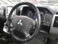 Mitsubishi DELICA D5 лот № 30308 оценка 4  с аукциона в Японии 6