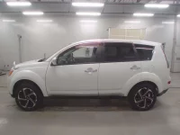 Mitsubishi OUTLANDER лот № 30264 оценка 4  с аукциона в Японии 3
