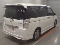 Honda STEP WAGON лот № 30525 оценка 4  с аукциона в Японии 1