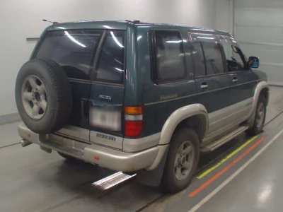 Isuzu BIGHORN